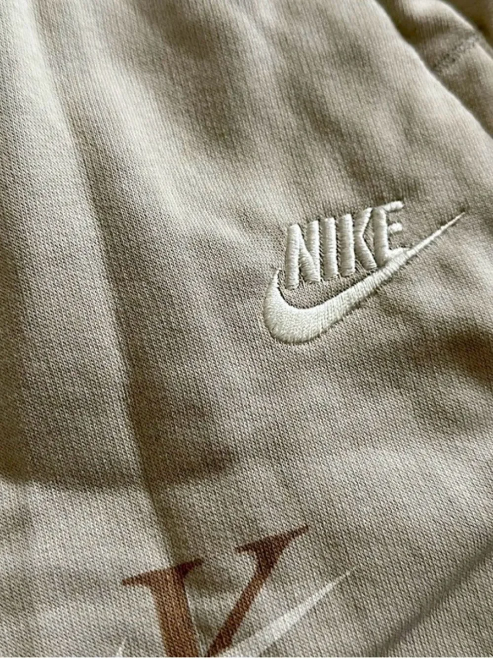 Nike boys shorts, cotton, tan with letters and checks, youth XL (14-16)